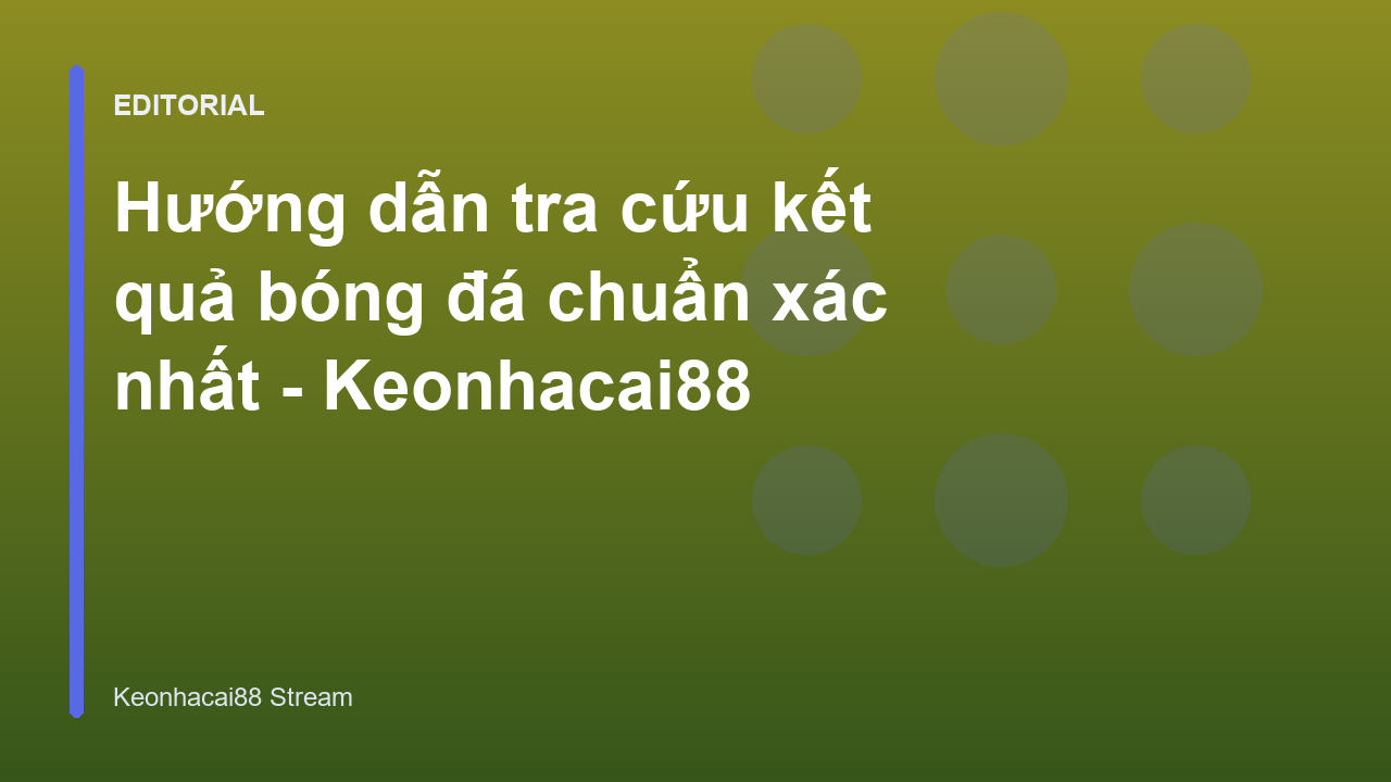 Người hâm mộ tra cứu kết quả bóng đá trên điện thoại